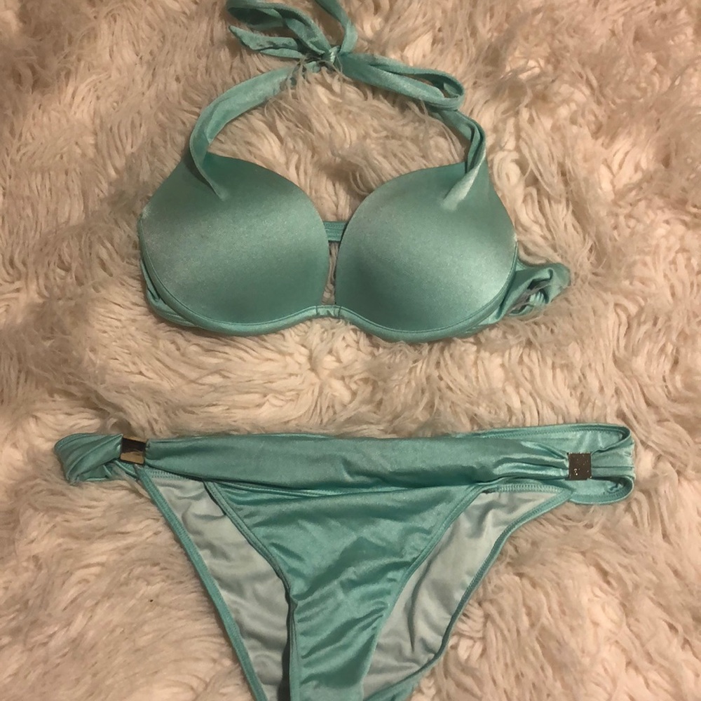 VS matching bathing suit push up